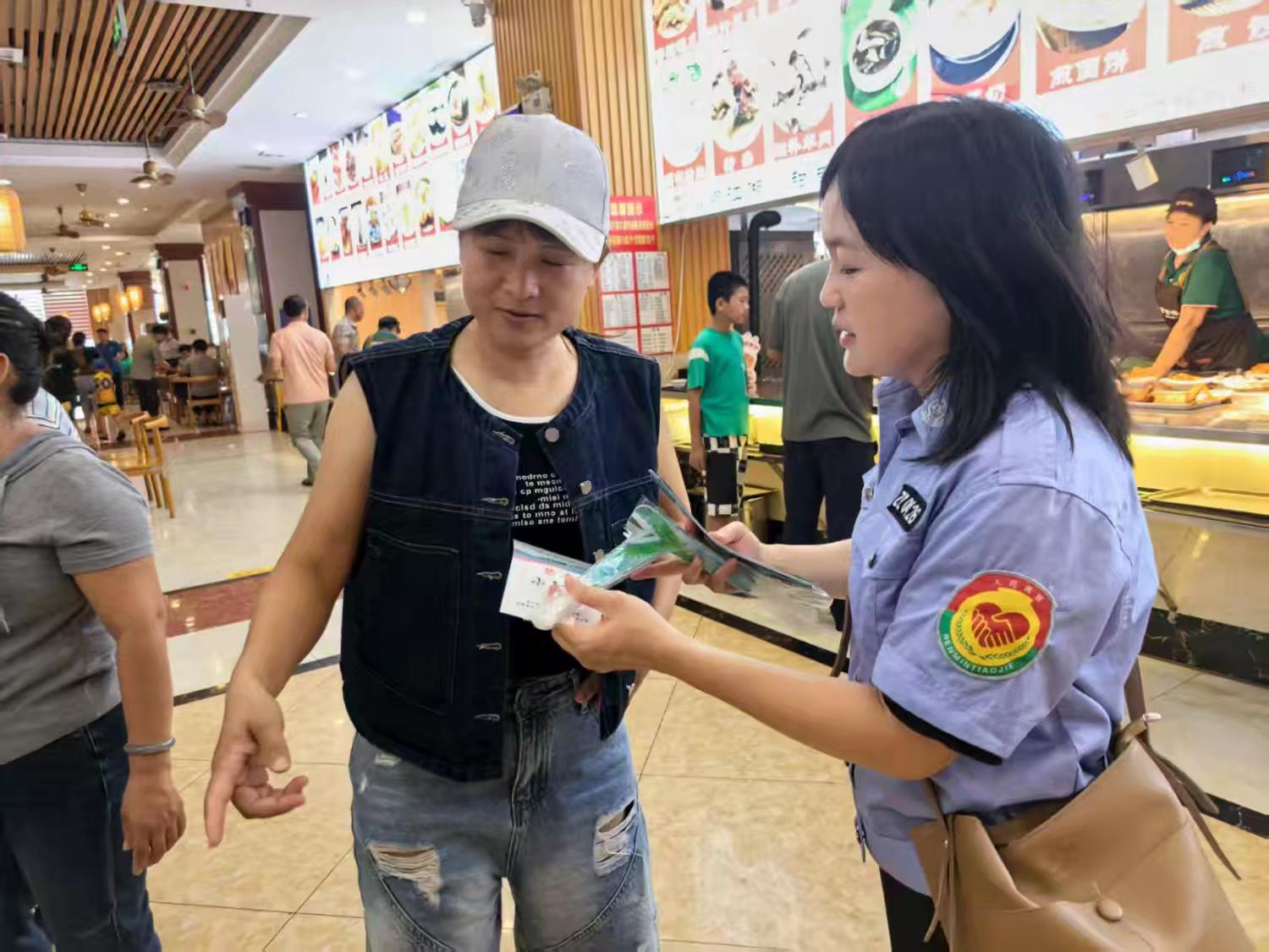 新埠街道开展“禁毒志愿行 共筑防毒墙”——麻精药品及成瘾性物质预防宣传活动