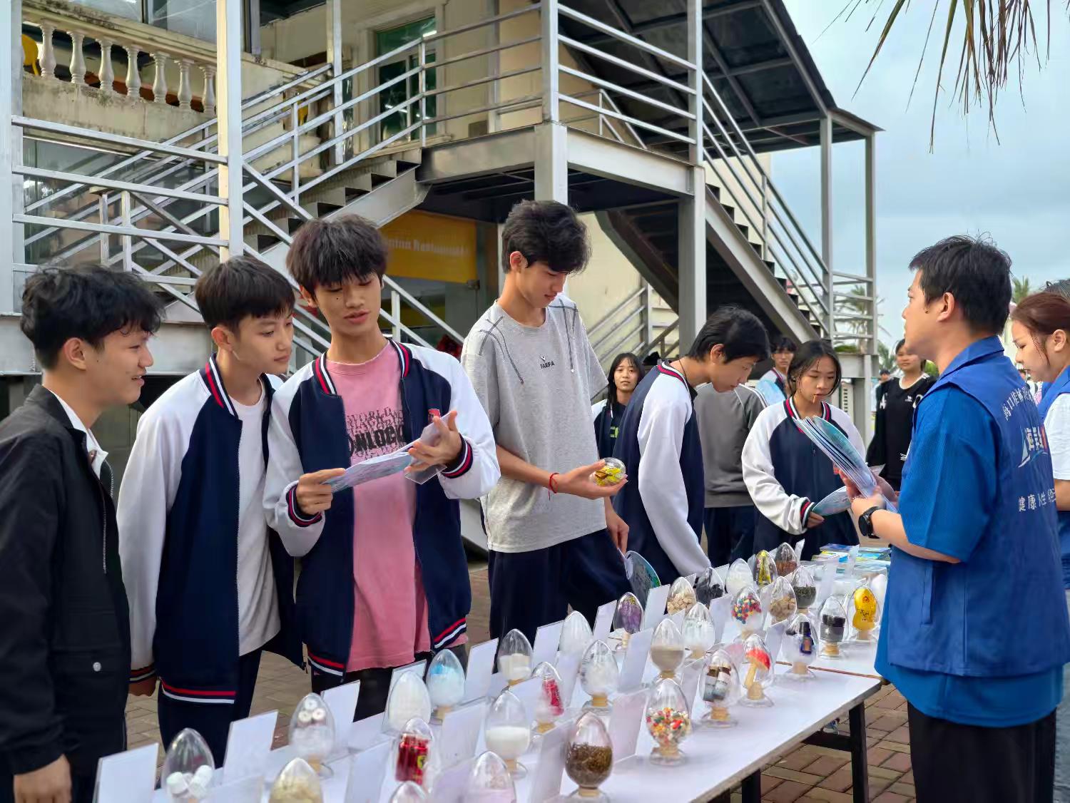 桂林洋开发区开展2025年“防范芬太尼类物质滥用”宣传教育活动