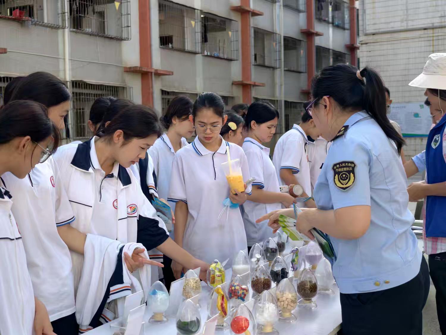 桂林洋开发区在海南省旅游学校开展2026年“春季流动课堂”禁毒宣传活动
